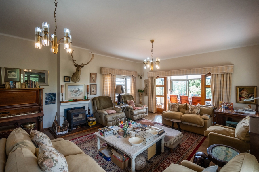 7 Bedroom Property for Sale in West Beach Eastern Cape